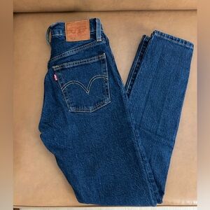 Levi’s 501 Skinny Jeans